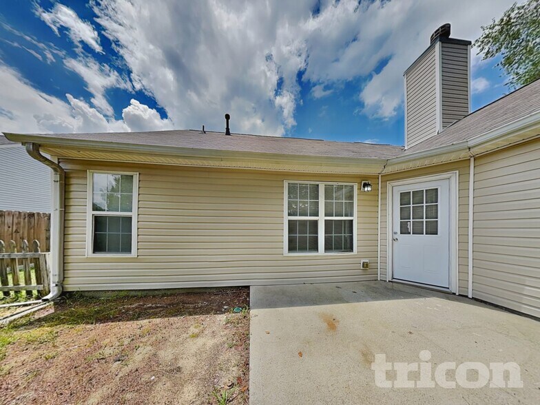 Building Photo - 931 Tilford Point Pl