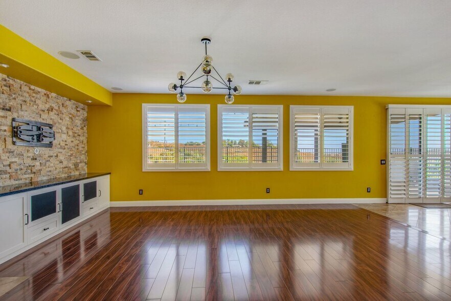 Building Photo - 4293 Sotogrande Cir