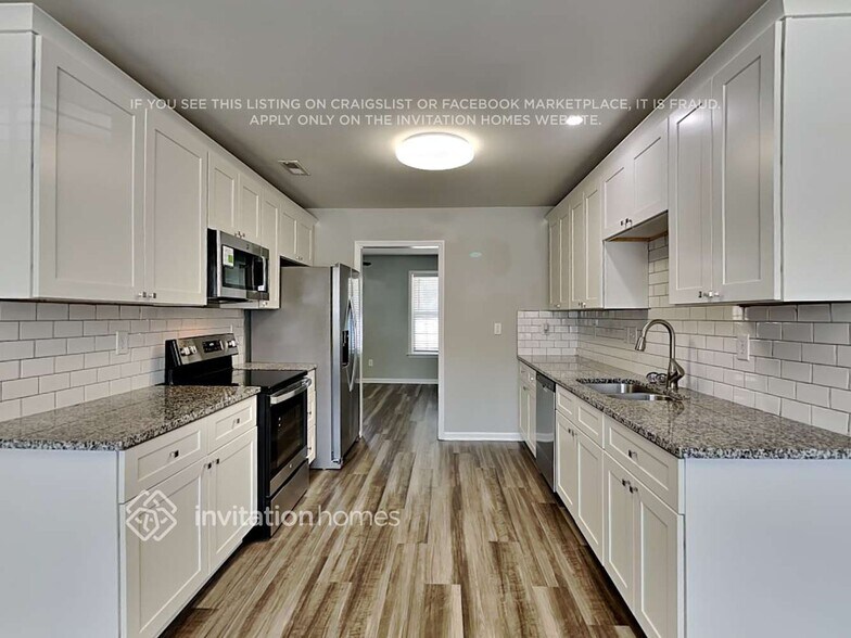 Building Photo - 117 Blackthorne Ct