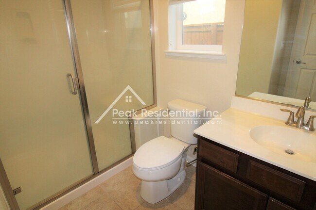 Building Photo - Wonderful Elk Grove 4bd/3ba Home with 2 Car Garage & Loft Area