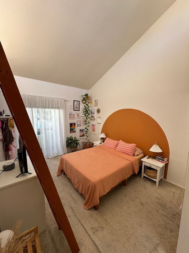 Building Photo - 1221 Essex St