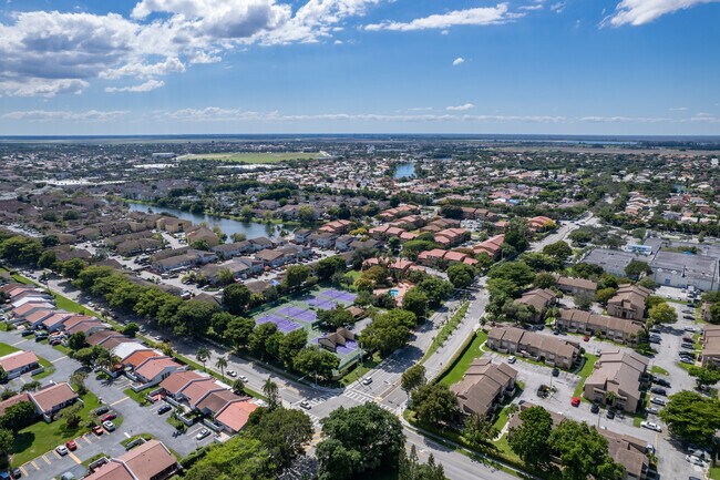 Aerial Photo - Courts At Kendall Tennis Club