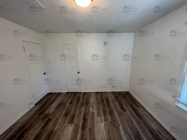 Building Photo - 3310 Eureka Pl