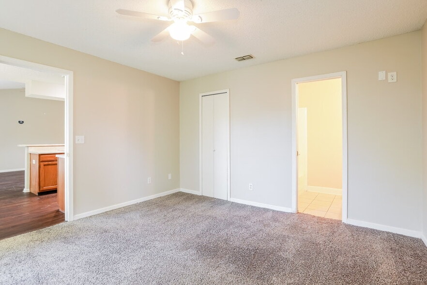 Building Photo - 3239 Puffin Way