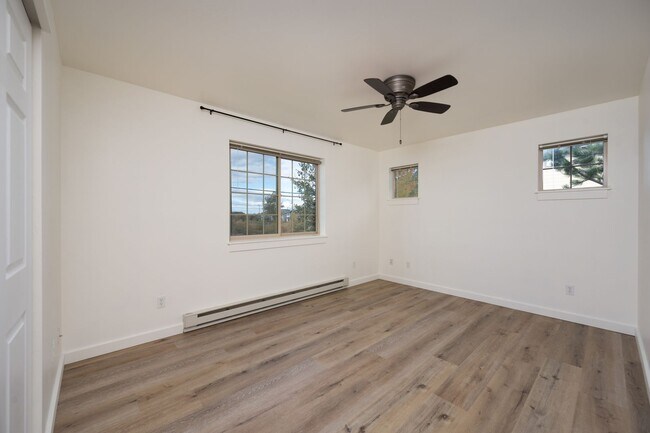 Building Photo - 4673 Bembrick St