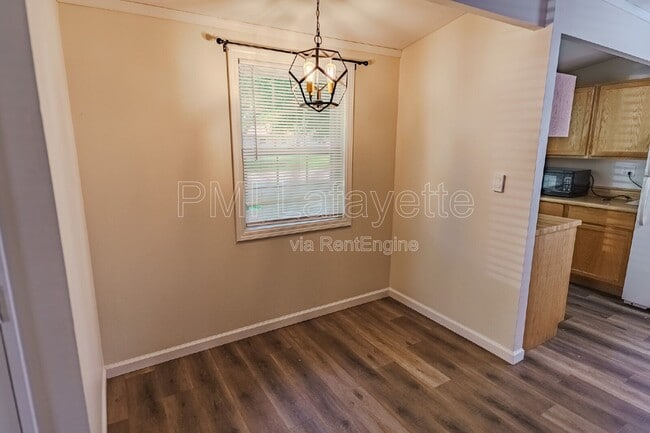 Building Photo - 2760 Medford St