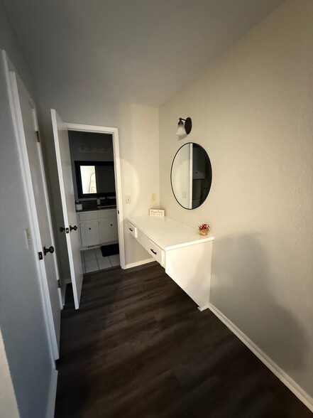 Building Photo - 1408 N Juniper Ave