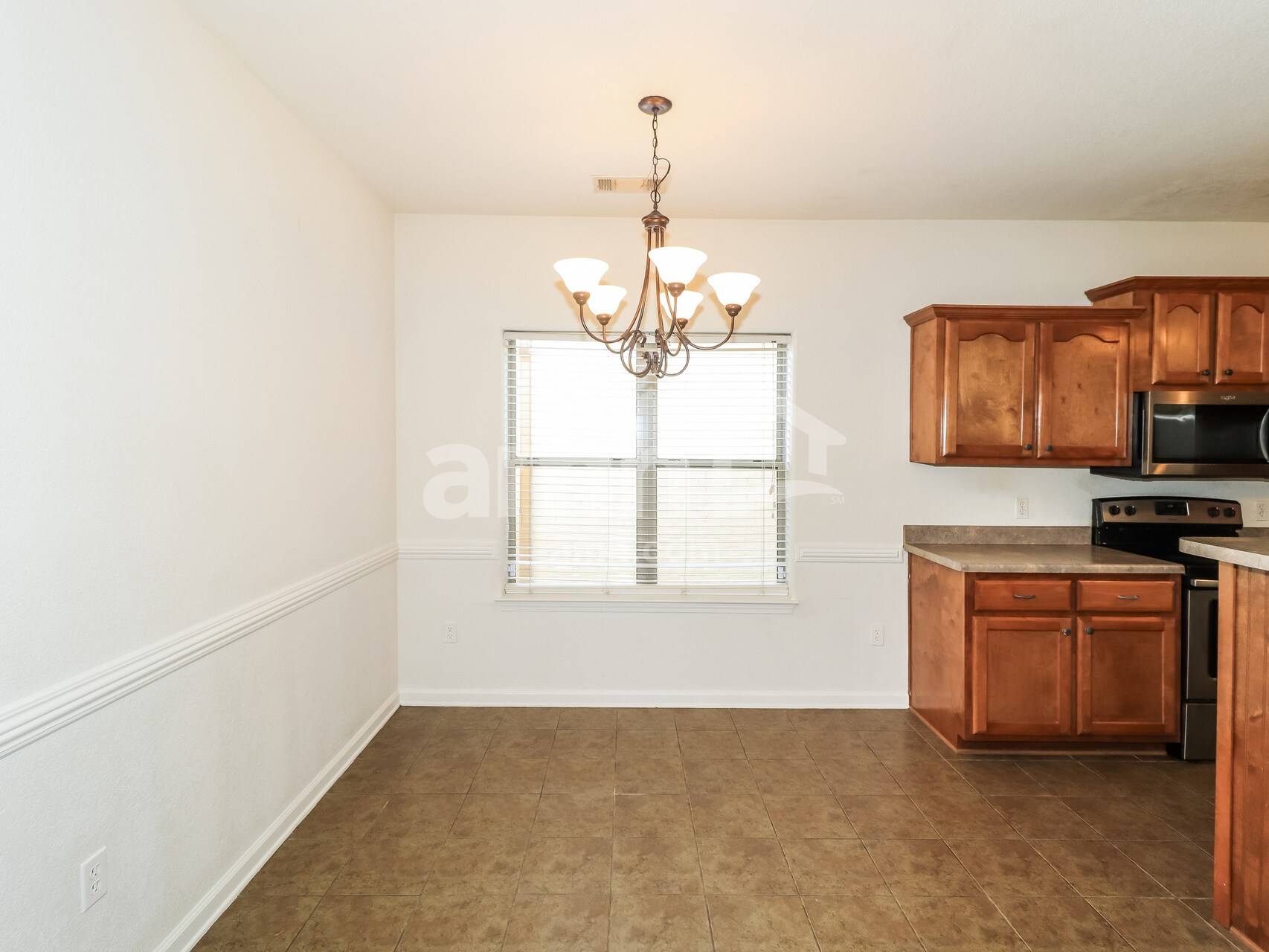 Building Photo - 440 Green Willow Cv