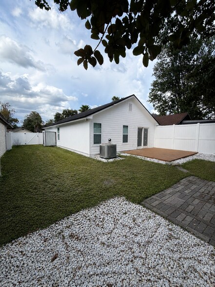Building Photo - 8380 Argyle Corners Ct