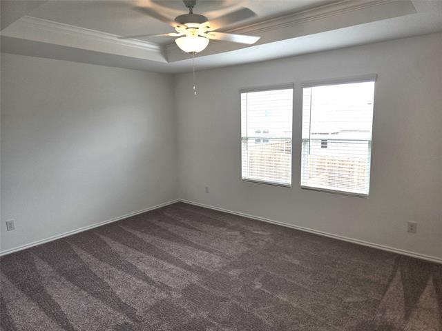 Building Photo - 2423 Carlow Ln