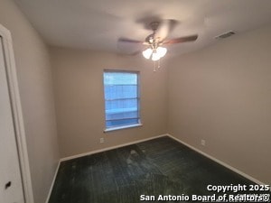 Building Photo - 205 Maple Dr