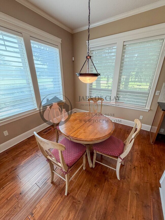 Building Photo - 2752 Tukwila Dr