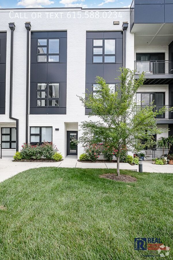 Building Photo - 542 Southgate Ave