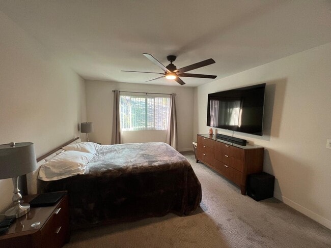 Building Photo - 2172 Via Sonora
