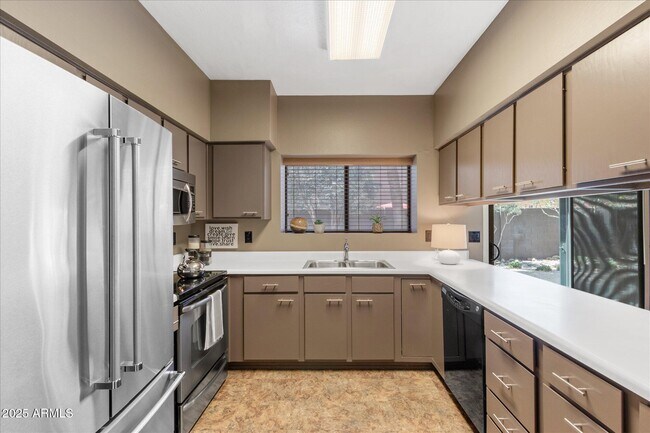 Building Photo - 18416 N 46th Pl