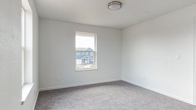 Building Photo - 2352 Karen Ct