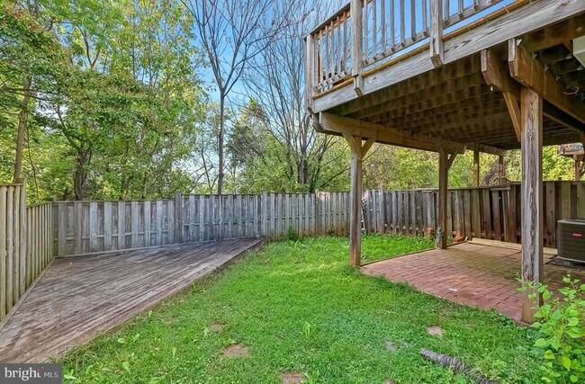 Building Photo - 7353 St Thomas Loop
