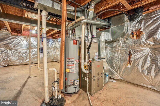 Building Photo - 9305 Sumner Lake Blvd