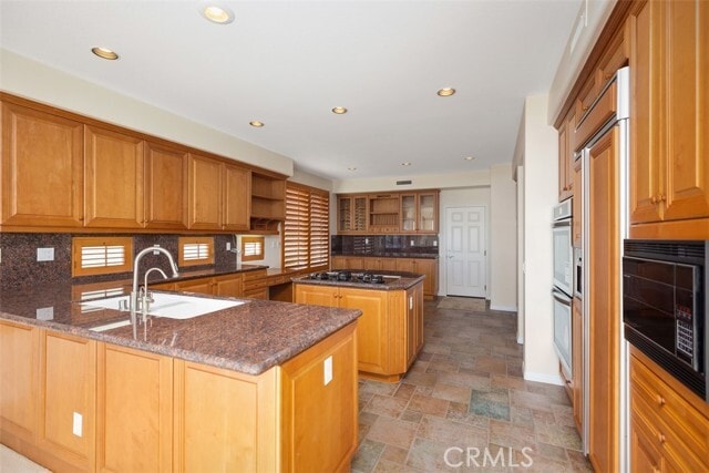 Building Photo - 10 Sunset Cove