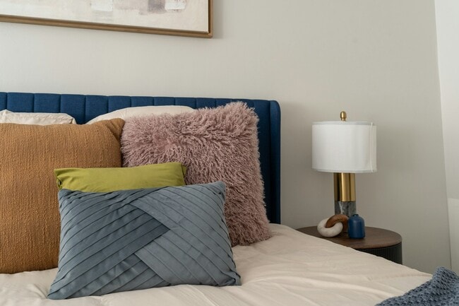 Building Photo - 20 Finch Trl NE