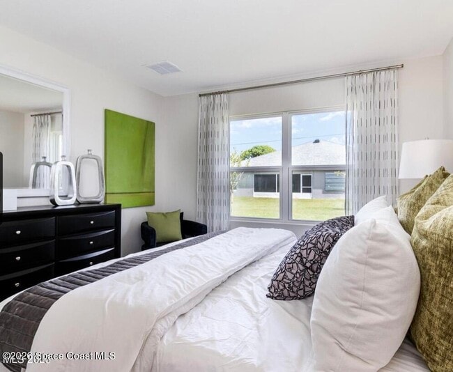 Building Photo - 1306 Glendale Ave NW