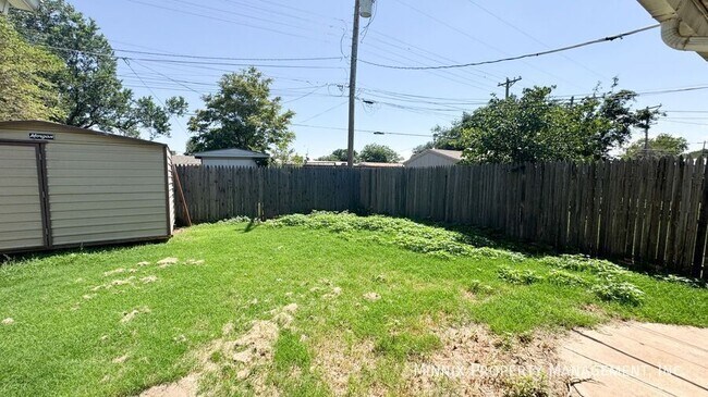 Building Photo - 4817 45th St