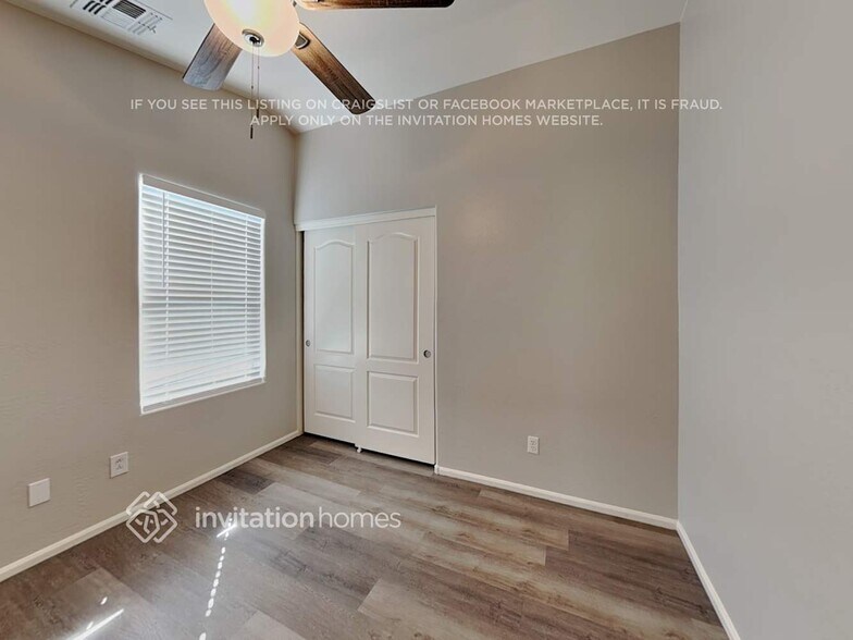 Building Photo - 7261 W Glenn Dr