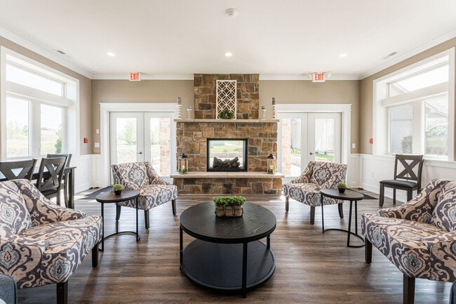 Building Photo - 2368 Concord Dr