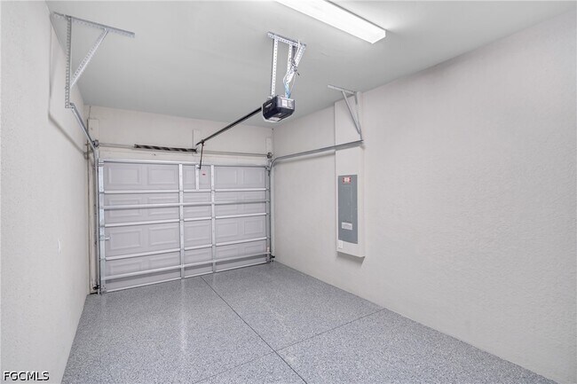 Building Photo - 715 Bering Ave S