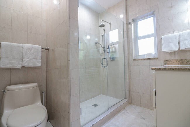 Building Photo - 753 NE 81st St