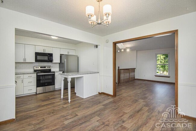 Building Photo - 14121 W 88th Pl