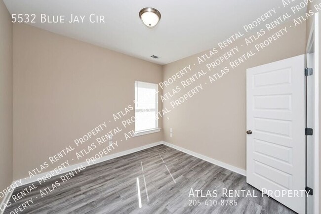 Building Photo - 5532 Blue Jay Cir