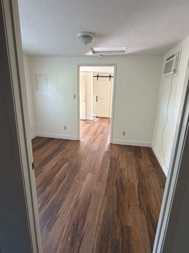 Building Photo - Charming 2 Bedroom, 2 Bathroom Home with ADU in Desirable Land Park Area