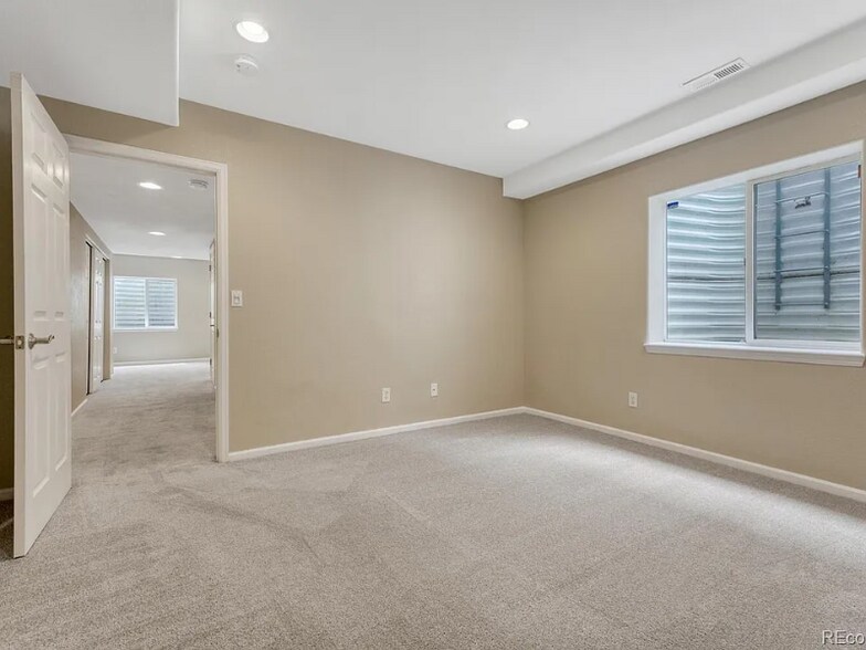 Building Photo - 4214 Kestrel Pl