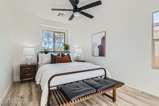 Building Photo - 5873 Skyfall Ct