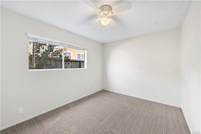 Building Photo - 329 Orizaba Ave