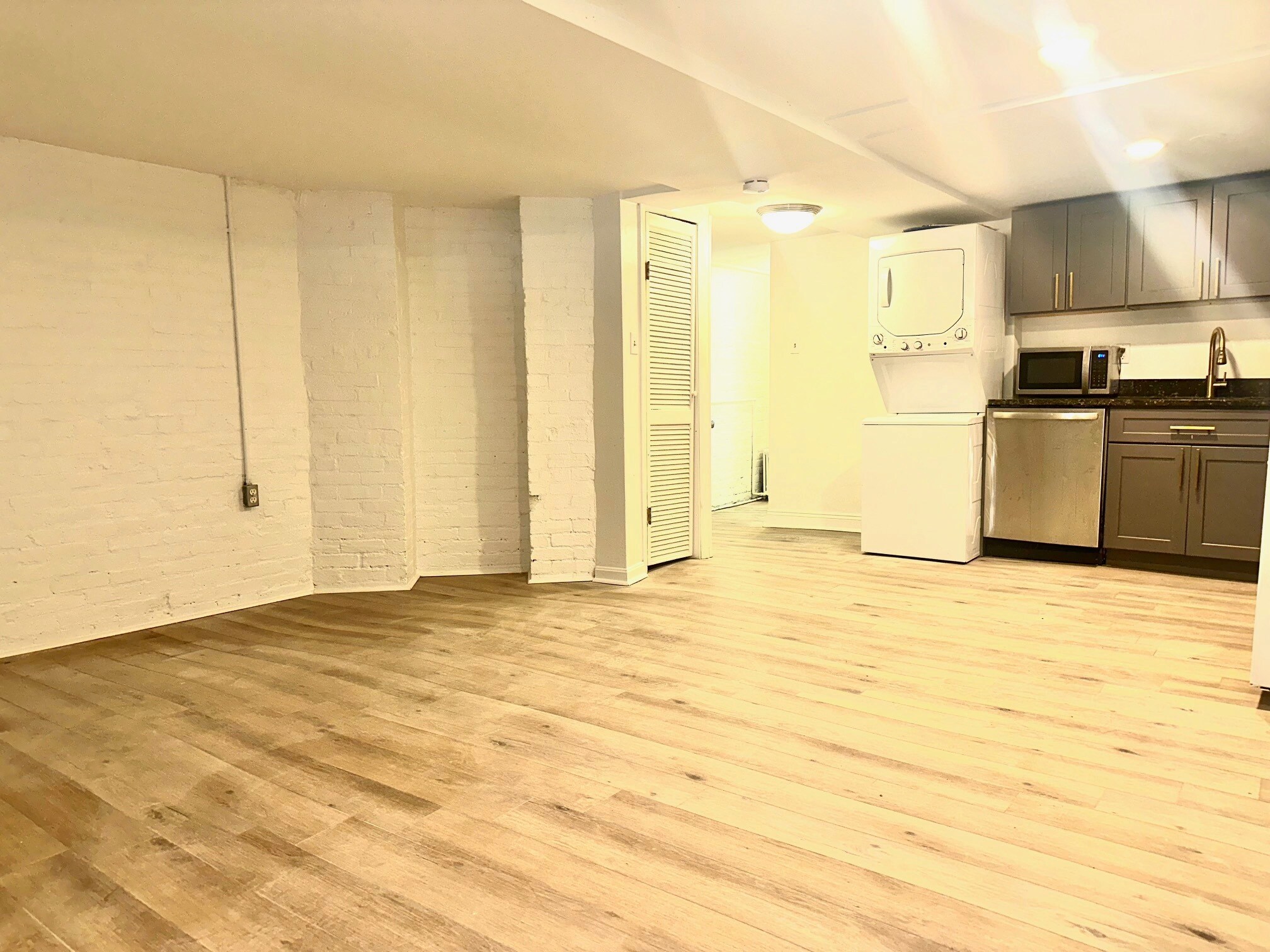 Building Photo - 2009 Flagler Pl NW