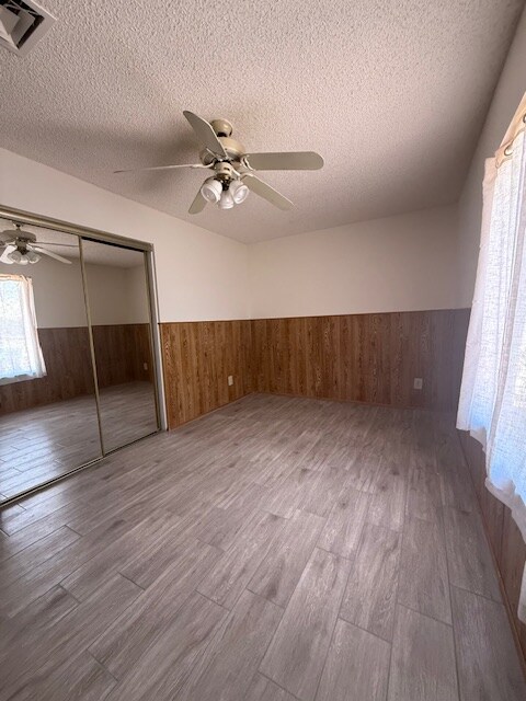 Building Photo - 1131 W Ross Ave