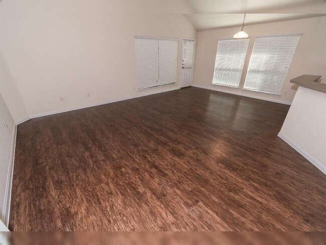 Building Photo - 29630 Yaupon Shore Dr