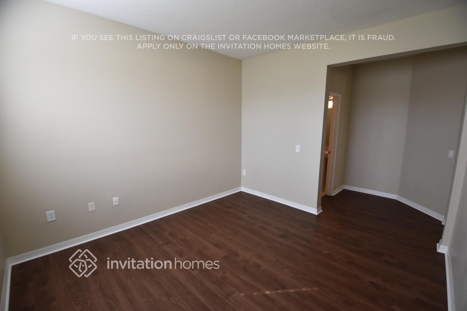 Building Photo - 11135 Golden Silence Dr