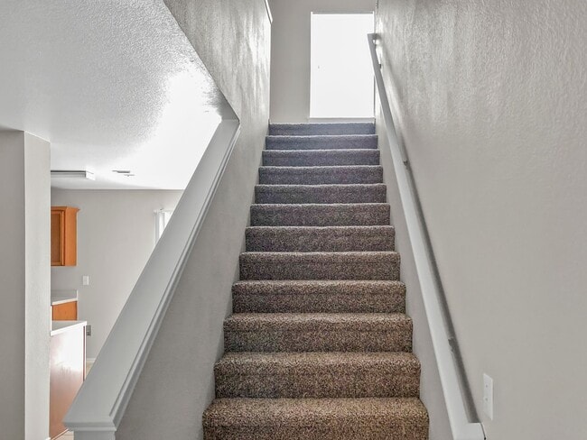 Building Photo - Charming 4 Bedroom Two Story Home in Ft. W...