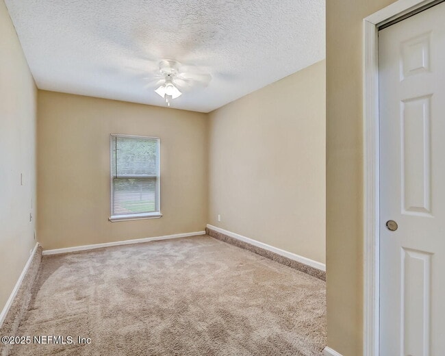 Building Photo - 8448 Kona Ave