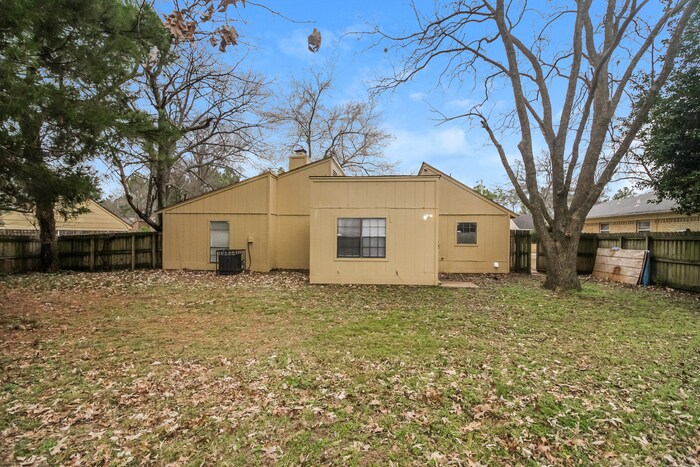 Building Photo - 6218 Ridgeline Dr