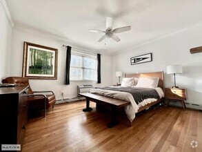 Building Photo - 2 bedroom in Brooklyn NY 11222