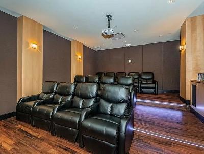 Building Photo - 880 Mandalay Ave