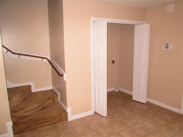 Building Photo - 895 W Pueblo Dr