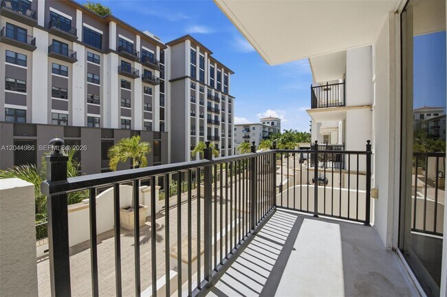 Building Photo - 4100 Salzedo St