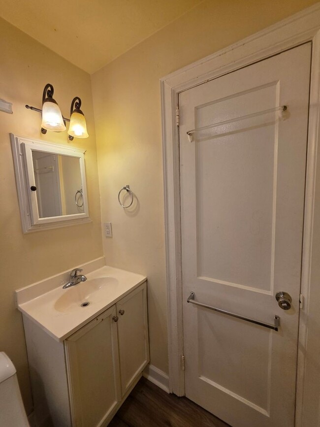 Building Photo - Westhaven