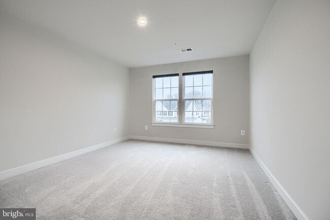 Building Photo - 13605 Otono Dr