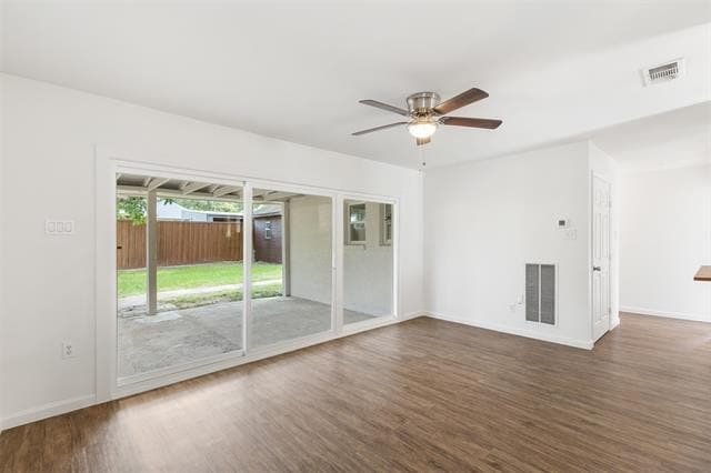 Building Photo - 8709 Gladwood Ln